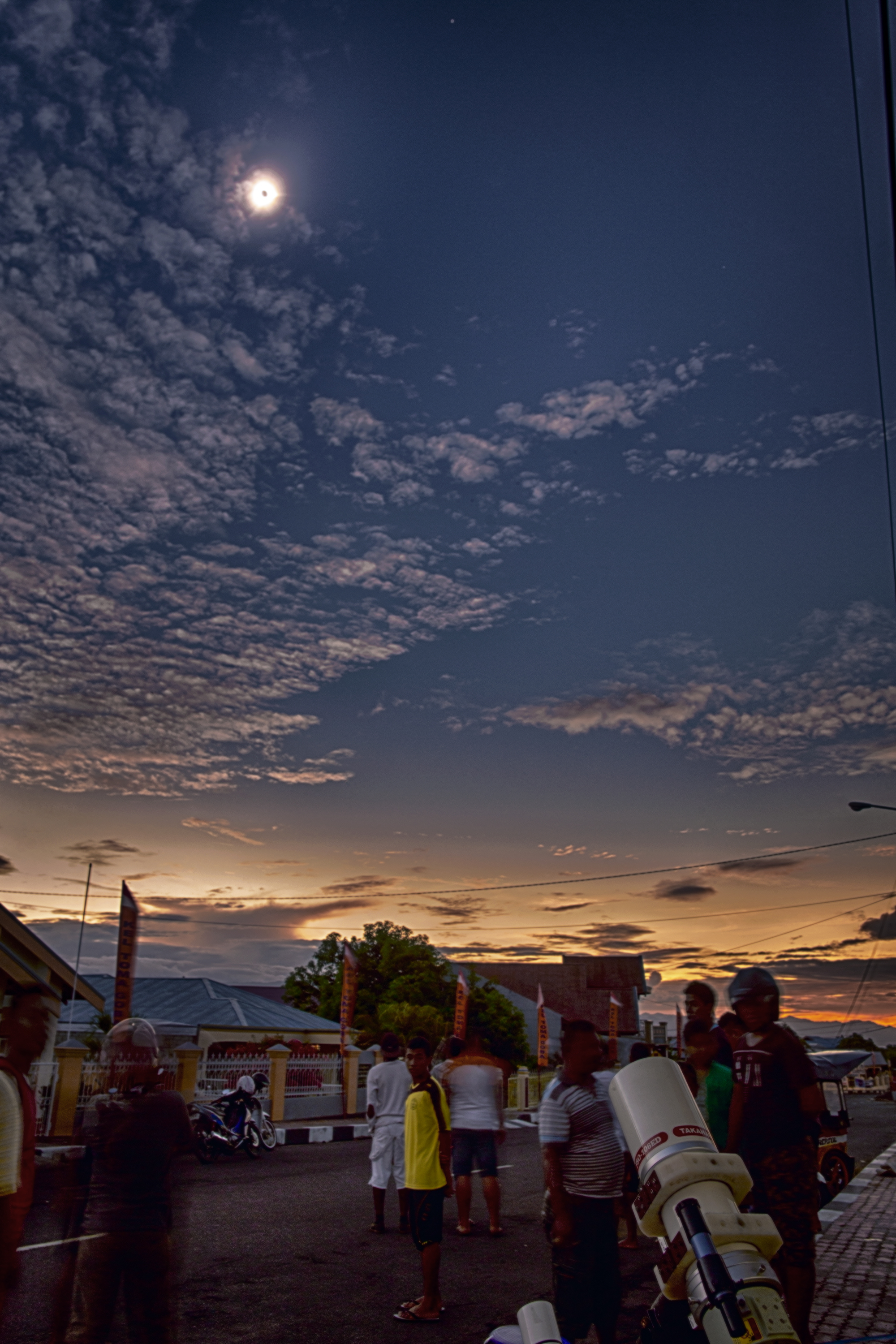 This is the view of the totality from Tidore Indonesia and the solar corona apears as a big Eye in The sky!